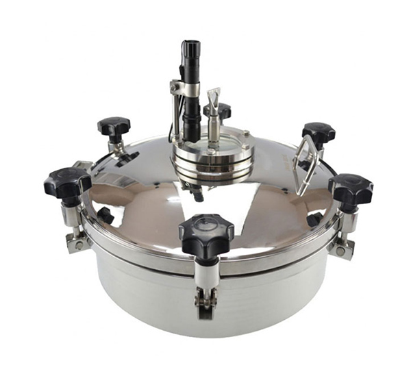 Pressure manhole with flange sight glass